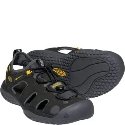 KEEN Men's SOLR Sandals - Black/Gold -Fashion Shoes Store KE1022246 3